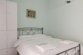 Comfy studio for 2 people in Pireus